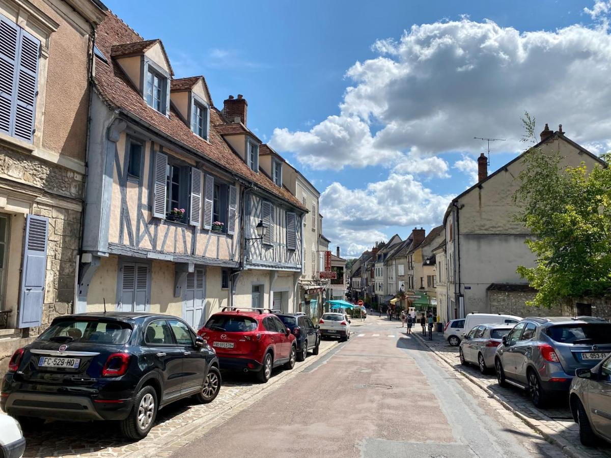 Provins Au Coeur Du Quartier Historique - Charmant Studio Pour 2 Luaran gambar